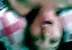 Mädchen in einem weißen Bikini geile fickvideos kostenlos in einer Strandkabine