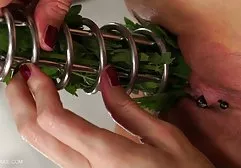 Das Baby wird nur geile handjob pornos mies, sie muss dringend irgendwo pinkeln