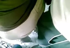 Junge sexfilm tante Schlampe masturbiert in der Dusche