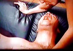Fick eine sexfilme von reifen frauen Krebsdeutsche Hausfrau