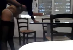 Betrunkene, reife Schlampe wird von einem betrunkenen Mann auf geile anime pornos dem Rasen gefickt
