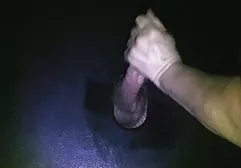 Ein Stern spielt richtig gute pornos mit ihrem Spielzeug.