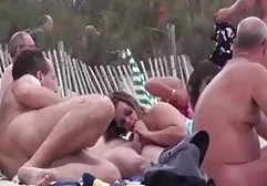 Amateur Paar nahm pornofilme tante den ersten Sex vor der Kamera auf